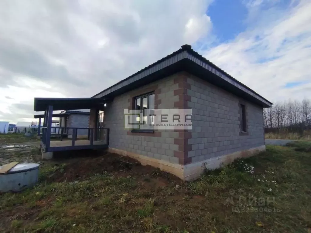 Дом в Башкортостан, Иглинский сельсовет, с. Иглино ул. Салаватская (90 ... - Фото 1