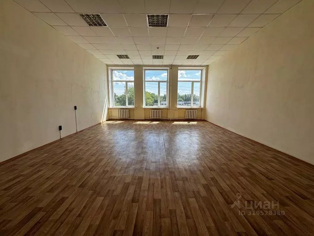 Офис в Ульяновская область, Ульяновск ул. Ефремова, 50 (20 м) - Фото 0