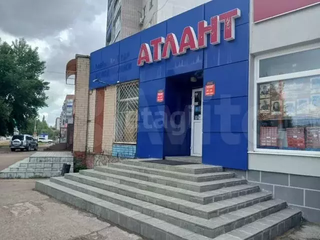 Продам торговое помещение, 97 м - Фото 0