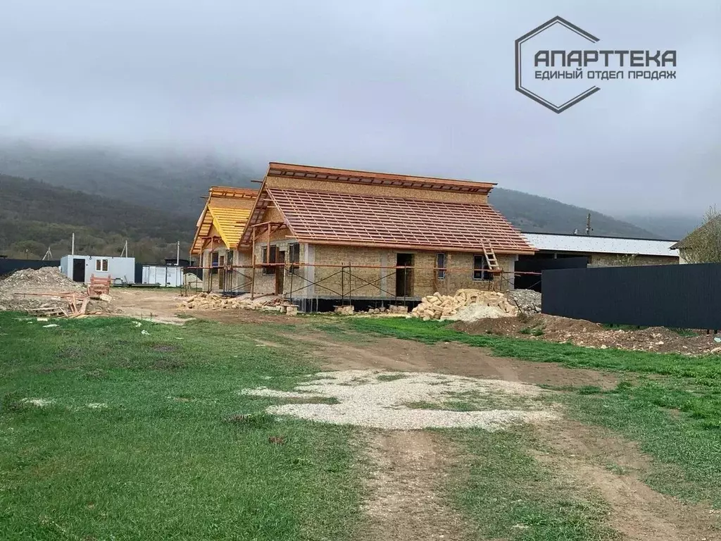 Дом в Севастополь с. Родниковское, пер. Кленовый (90 м) - Фото 1