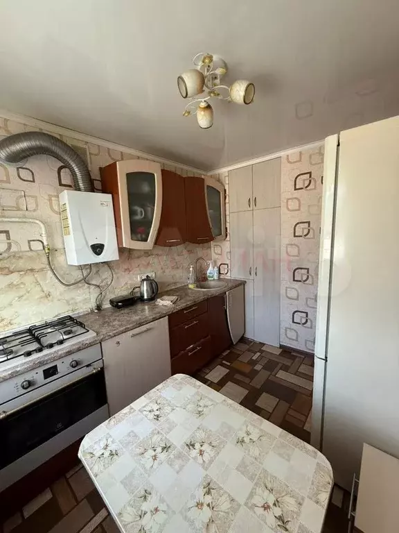 1-к. квартира, 38,3 м, 4/4 эт. - Фото 1