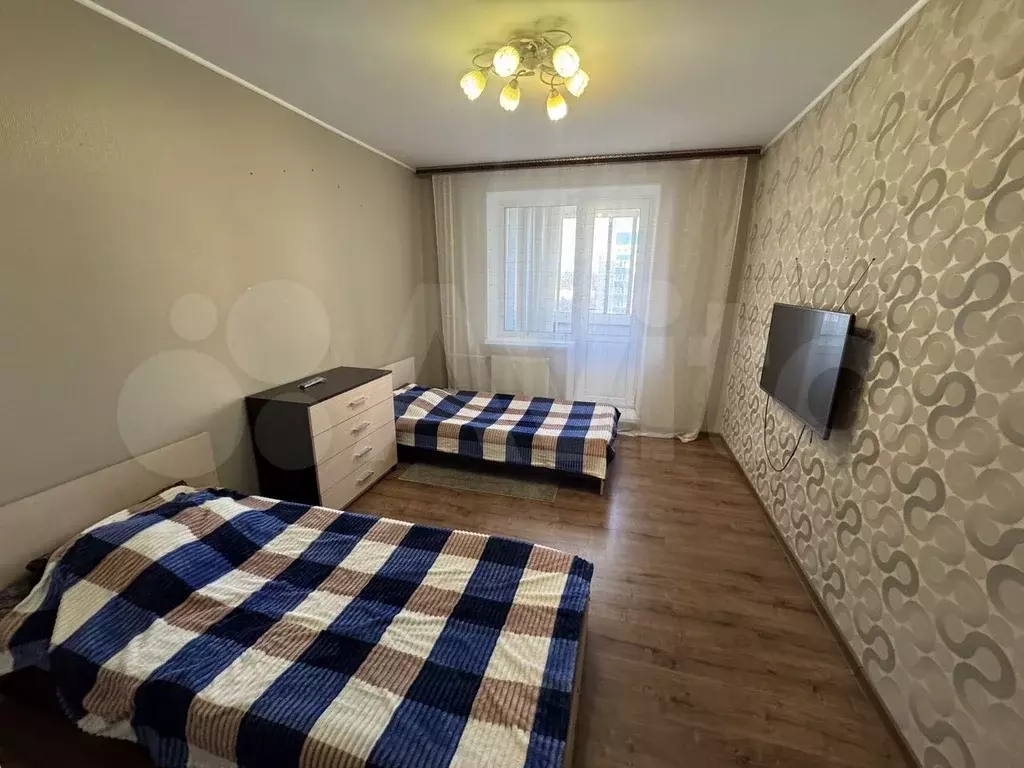 3-к. квартира, 75 м, 8/10 эт. - Фото 0