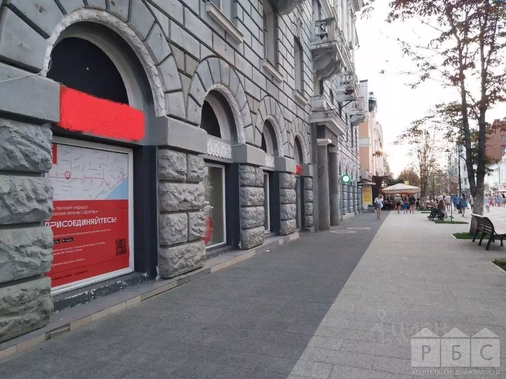Помещение свободного назначения в Саратовская область, Саратов просп. ... - Фото 1