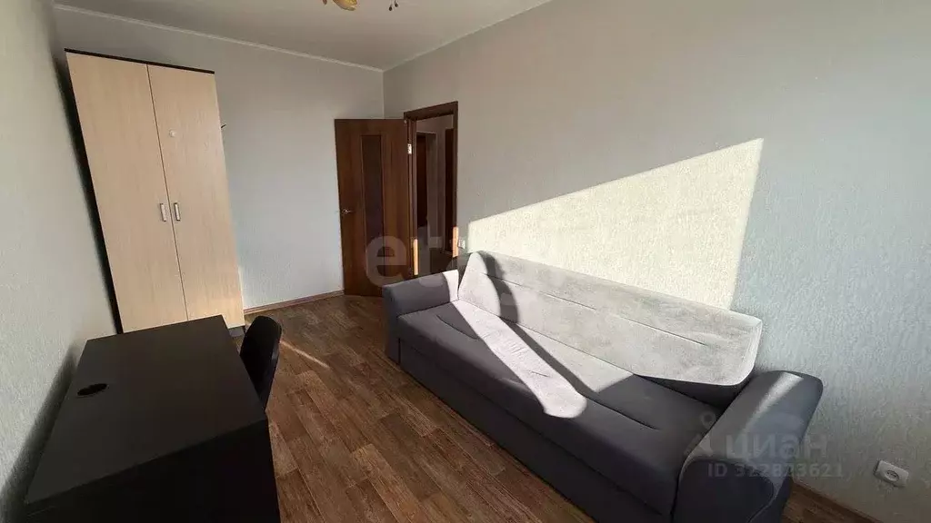 3-к кв. Ямало-Ненецкий АО, Новый Уренгой Молодежная ул., 3 (70.2 м) - Фото 1