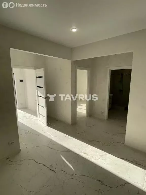 Дом в Трудовское сельское поселение, Симферопольский ров (100 м) - Фото 2