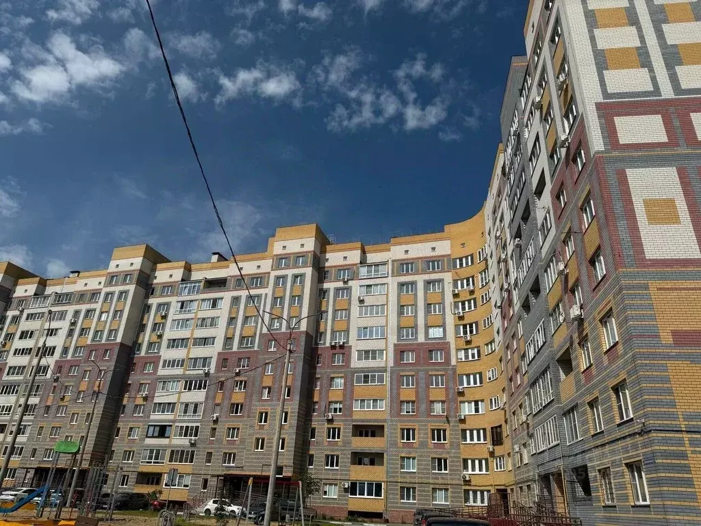 2-к кв. Нижегородская область, Бор ул. Луначарского, 214 (63.8 м) - Фото 0