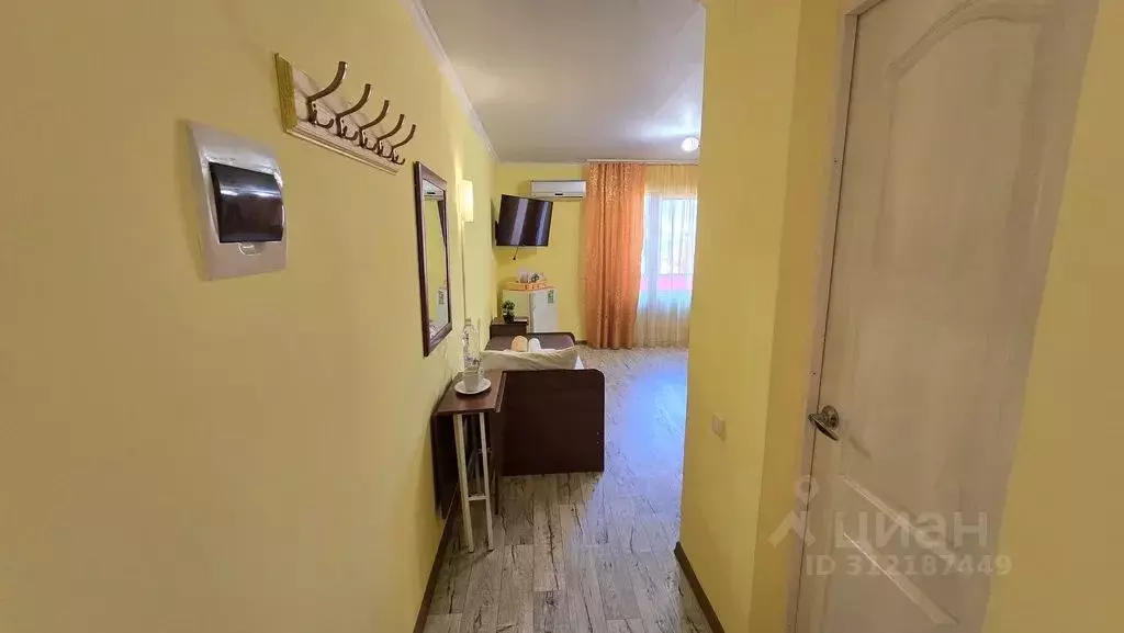 Комната Краснодарский край, Геленджик Десантная ул., 9Б - Фото 0