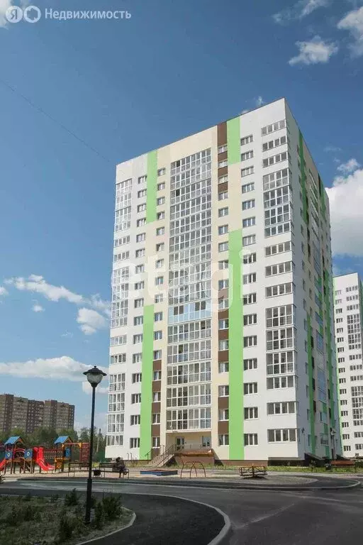 2-комнатная квартира: Тобольск, 15-й микрорайон, 27 (53 м) - Фото 0