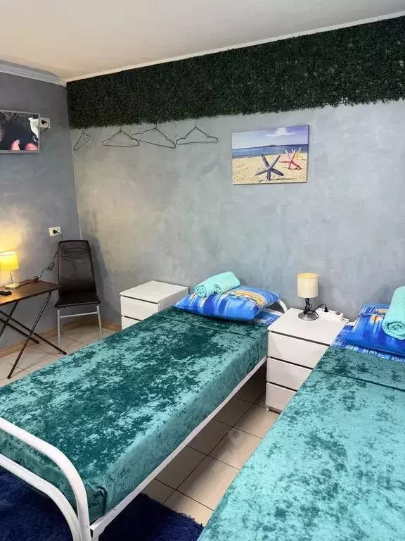 Комната Тюменская область, Тюмень ул. Чернышевского, 2ак7 - Фото 1