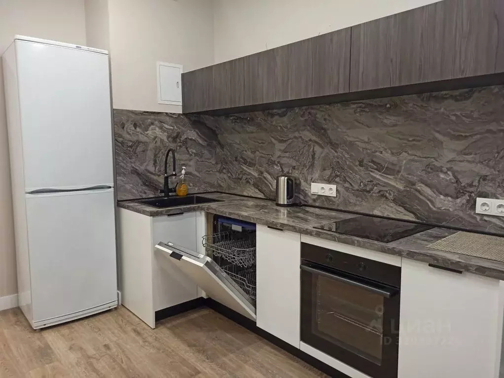 3-к кв. Московская область, Одинцовский городской округ, Заречье пгт ... - Фото 2