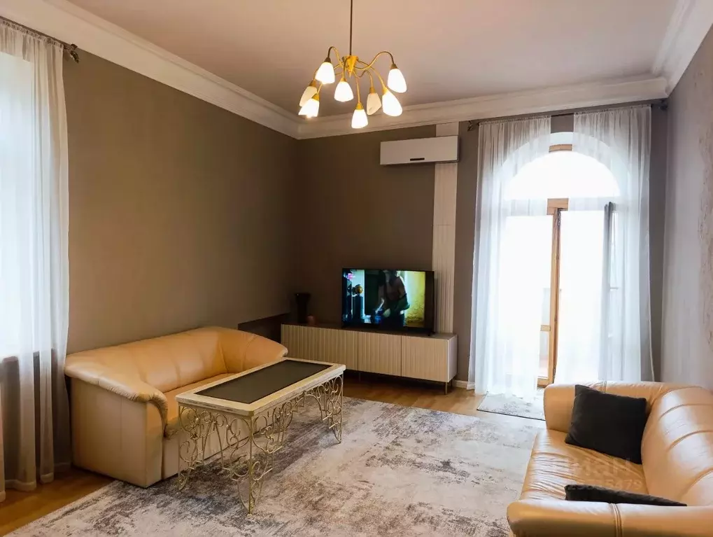 2-к кв. Севастополь ул. Луначарского, 18 (65.0 м) - Фото 1