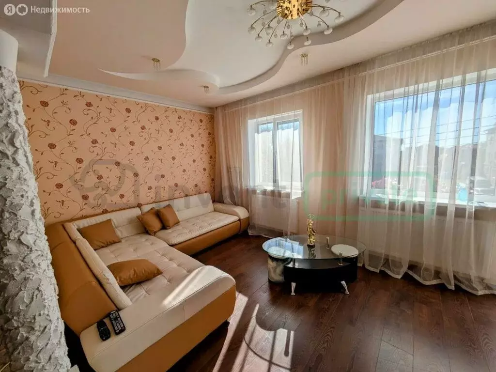 2-комнатная квартира: Гурьевск, Западный переулок, 17А (56.8 м) - Фото 1