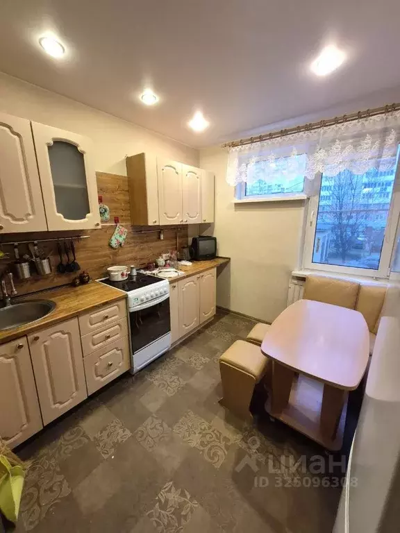 3-к кв. Санкт-Петербург просп. Авиаконструкторов, 16К2 (67.5 м) - Фото 1