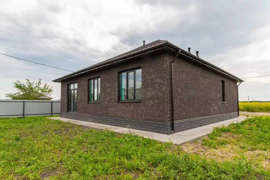 Дом в Омская область, Омский район, пос. Ростовка  (131 м) - Фото 1