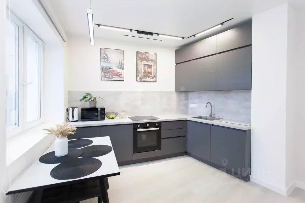 2-к кв. Ханты-Мансийский АО, Сургут ул. Александра Усольцева, 15 (52.0 ... - Фото 1