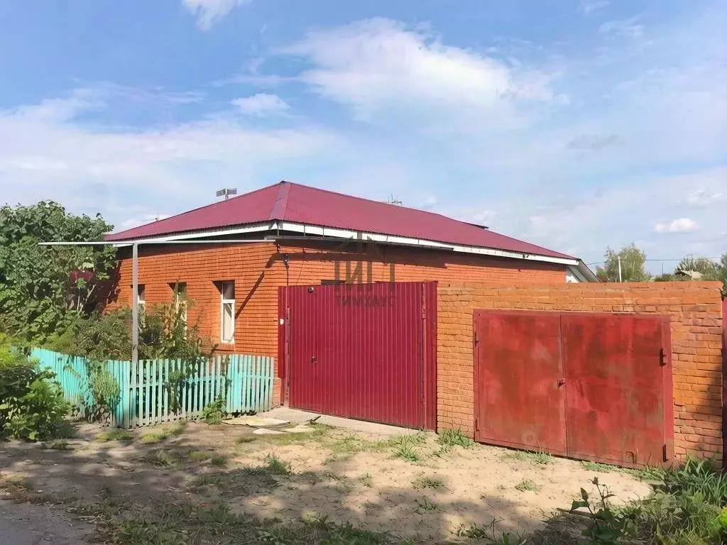 Дом в Омская область, Омск ул. 24-я Линия, 123 (80 м) - Фото 1