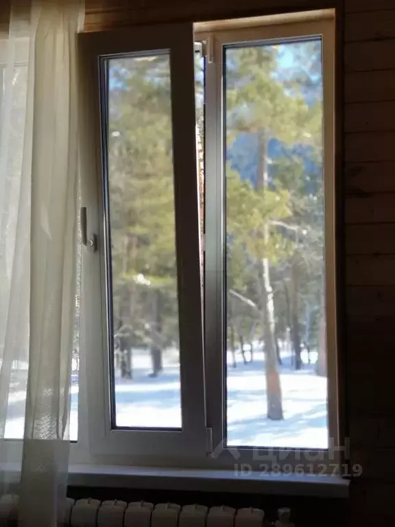 Дом в Карачаево-Черкесия, Зеленчукский район, с. Архыз  (200 м) - Фото 1