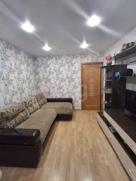 2-к кв. Смоленская область, Смоленск ул. Попова, 100 (32.0 м) - Фото 1
