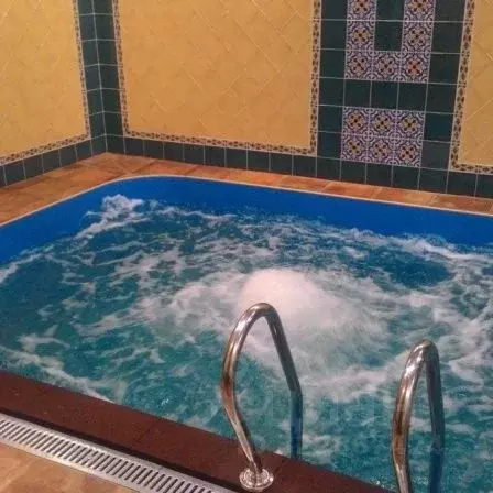 Дом в Челябинская область, Челябинск ул. Попова, 3 (500 м) - Фото 1