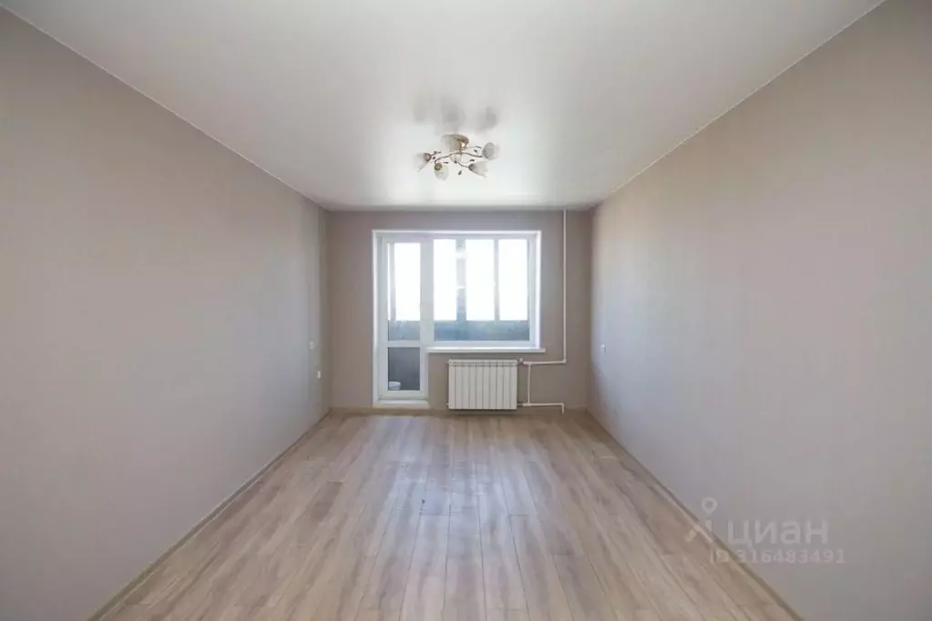 3-к кв. Омская область, Омск ул. Марченко, 9 (60.9 м) - Фото 0