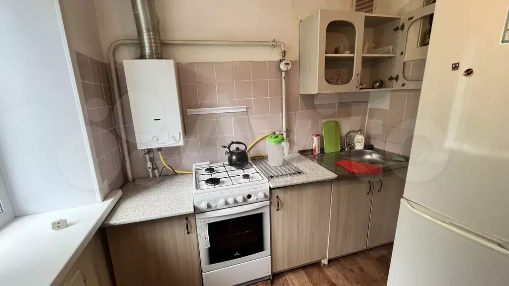 2-к. квартира, 45 м, 4/4 эт. - Фото 0