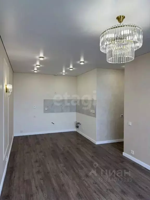 2-к кв. Тюменская область, Тюмень ул. Новоселов, 98 (58.5 м) - Фото 1