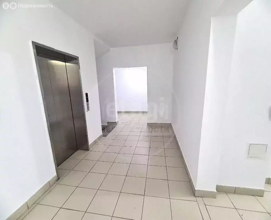 1-комнатная квартира: Батайск, улица Урицкого, 3 (45 м) - Фото 0