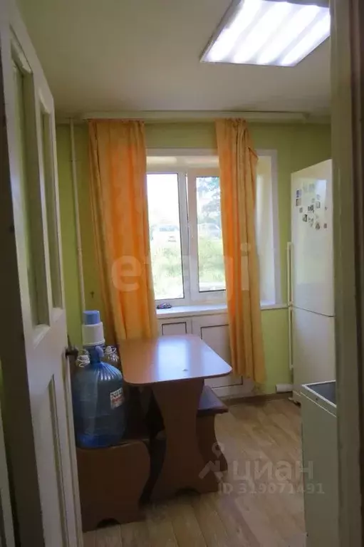 3-к кв. Свердловская область, Нижний Тагил Красная ул., 19 (56.2 м) - Фото 1