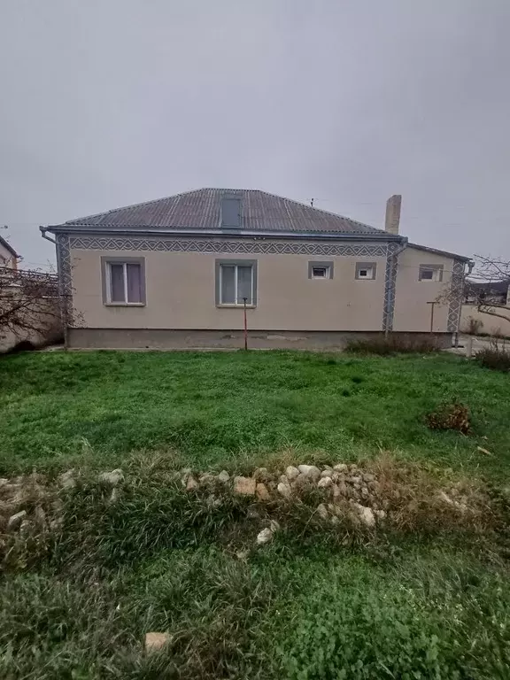 Дом в Крым, Симферополь ул. Алиме Абденнановой, 44 (130 м) - Фото 1