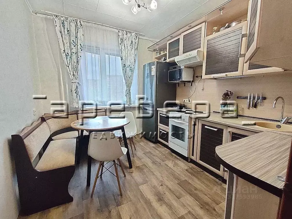 3-к кв. Красноярский край, Красноярск Судостроительная ул., 113 (80.0 ... - Фото 1