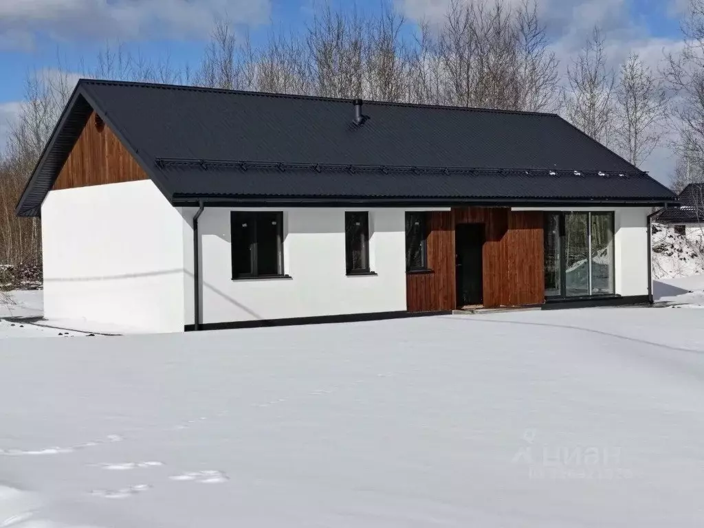 Дом в Новосибирская область, Новосибирский район, с. Плотниково, ... - Фото 1