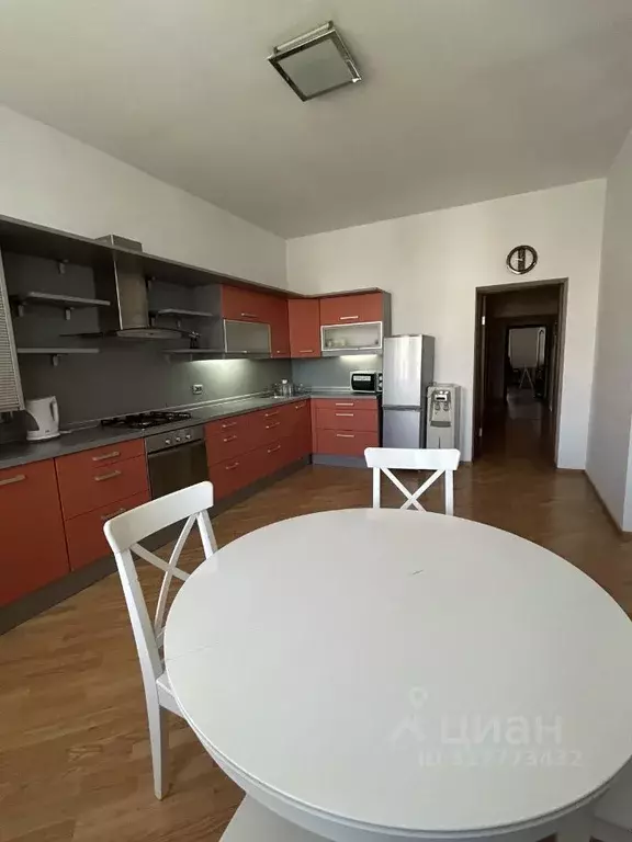 2-к кв. Татарстан, Казань ул. Мулланура Вахитова, 8 (98.0 м) - Фото 0