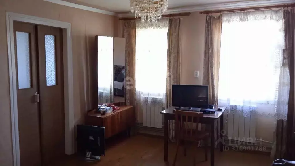 Дом в Белгородская область, Новый Оскол ул. Александра Невского, 7 (70 ... - Фото 0