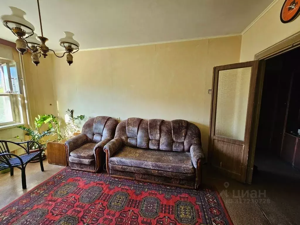 1-к кв. Омская область, Омск бул. Архитекторов, 3/8 (40.0 м) - Фото 0