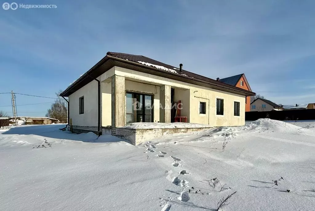 Дом в Смоленский муниципальный округ, деревня Валутино, Садовая улица, ... - Фото 2