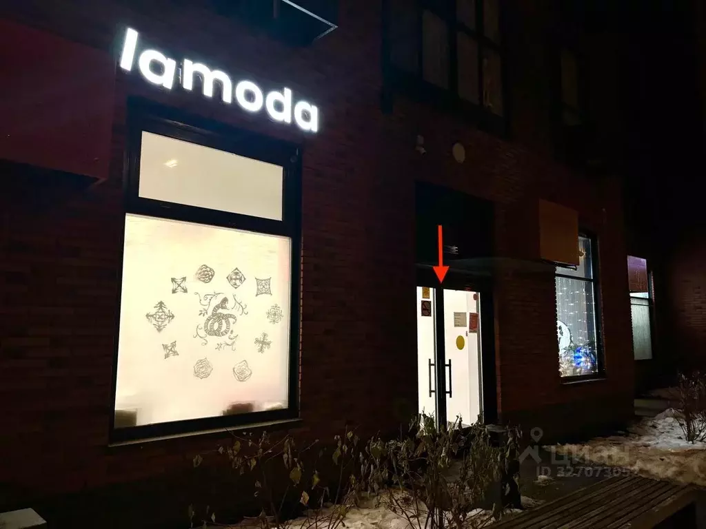 Торговая площадь в Москва ул. Плеханова, 22 (120 м) - Фото 1