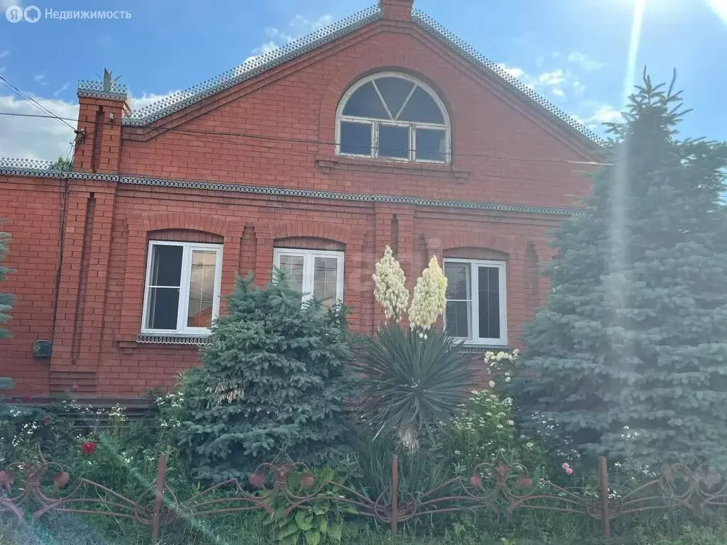 Дом в Владикавказ, улица Тамаева (280 м) - Фото 0