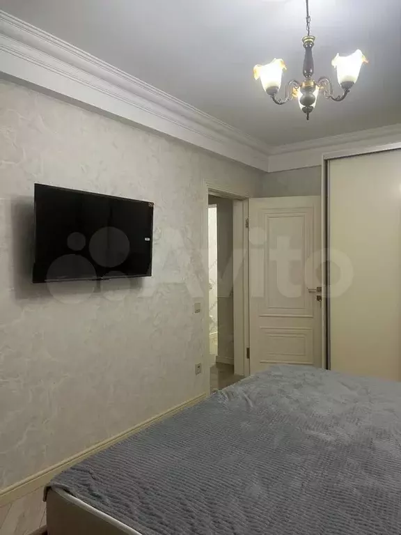 1-к. квартира, 50 м, 2/10 эт. - Фото 1