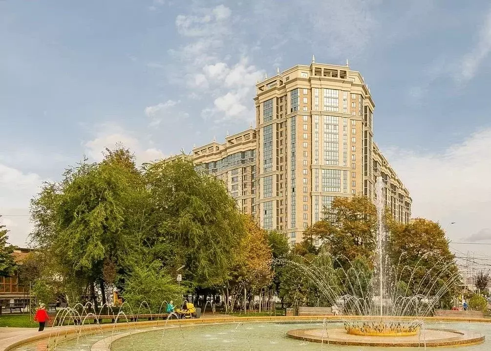 3-к кв. Краснодарский край, Краснодар Дальняя ул., 8к1 (117.37 м) - Фото 0