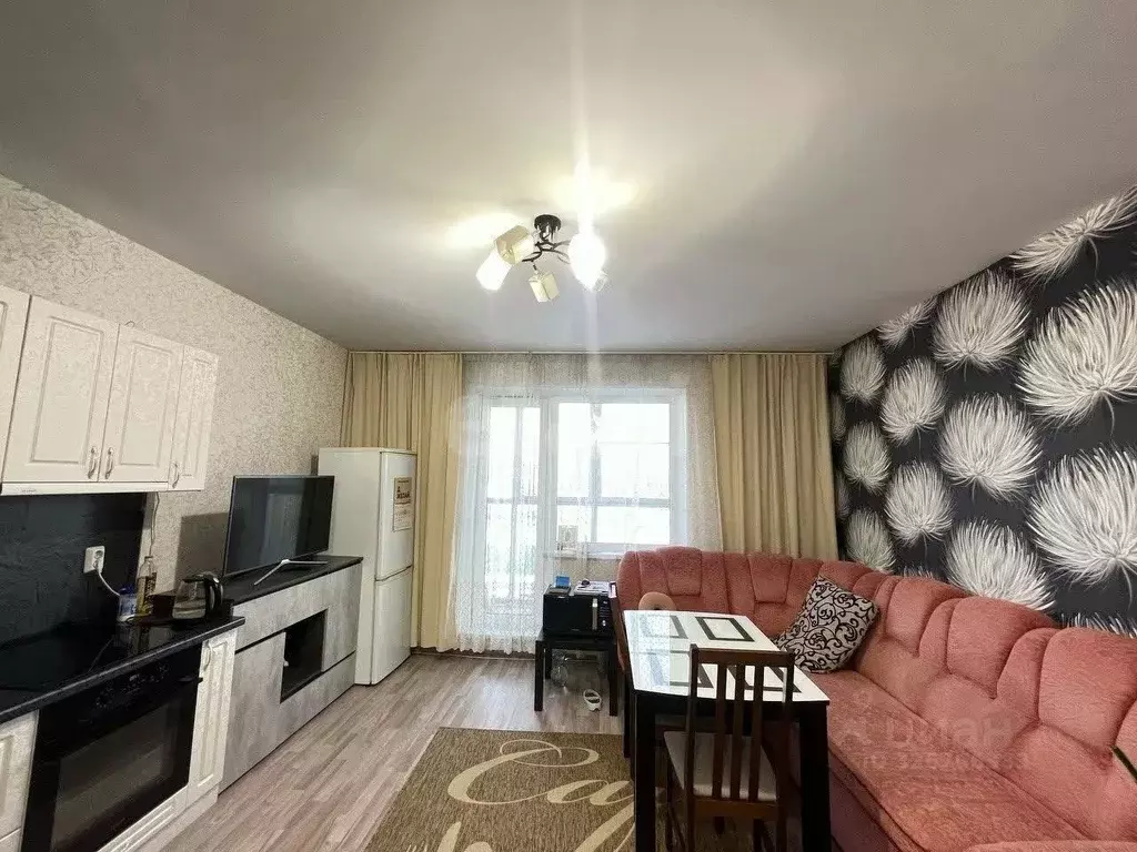 2-к кв. Челябинская область, Челябинск ул. Толбухина, 3 (56.2 м) - Фото 2