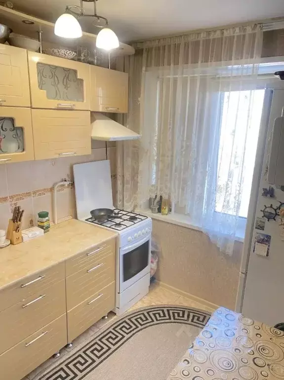 2-к кв. Белгородская область, Старый Оскол ул. Хмелева, 1 (46.0 м) - Фото 1