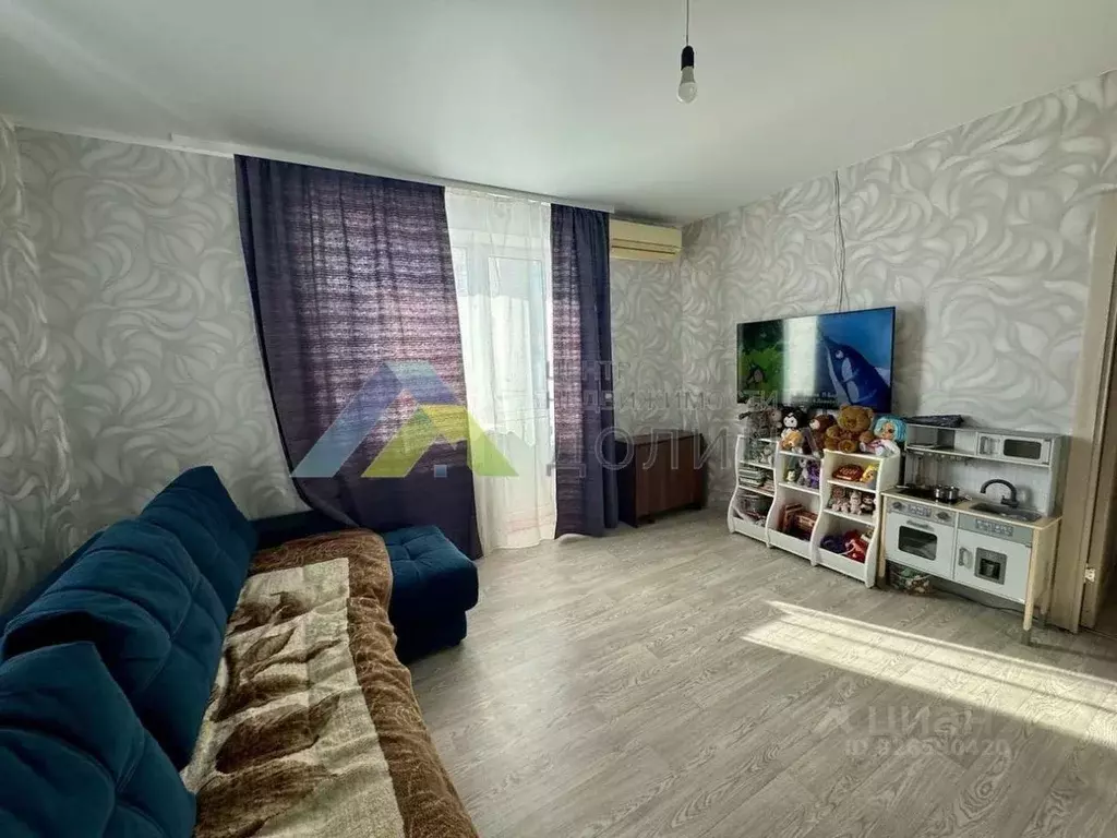 2-к кв. Волгоградская область, Волгоград ул. Солнечникова, 7 (55.4 м) - Фото 1