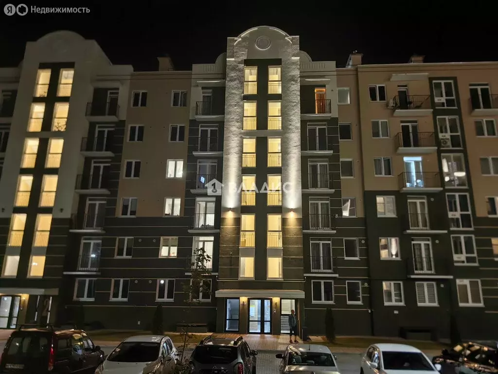 2-комнатная квартира: Пионерский, улица Гептнера, 1 (58 м) - Фото 1