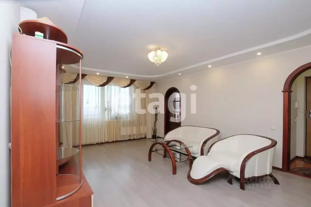 4-к кв. Красноярский край, Красноярск Северный мкр, ул. Водопьянова, 2 ... - Фото 1