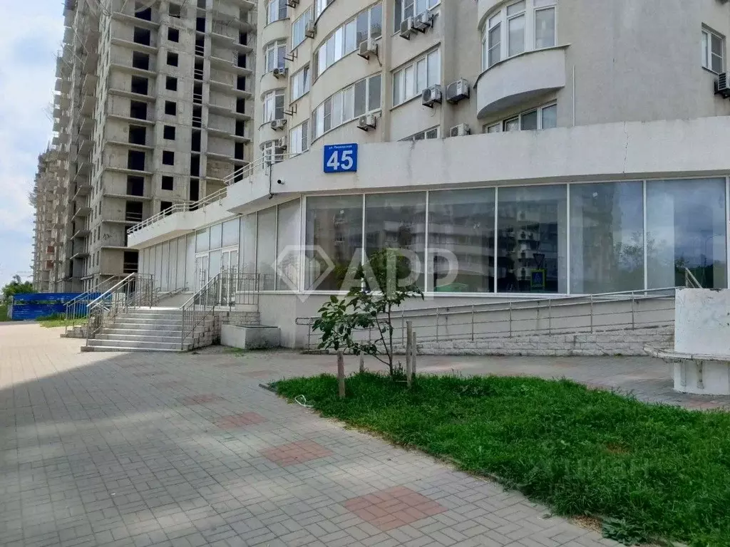 Торговая площадь в Краснодарский край, Новороссийск 15-й мкр,  (35 м) - Фото 1