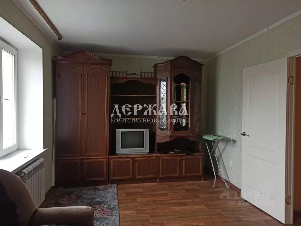 1-к кв. Белгородская область, Старый Оскол Заречье мкр, 15 (36.0 м) - Фото 0