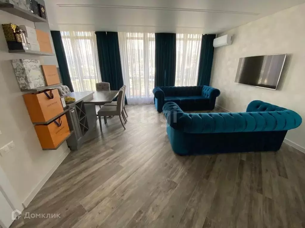 Продаётся 1-к квартира, 64 м - Фото 0