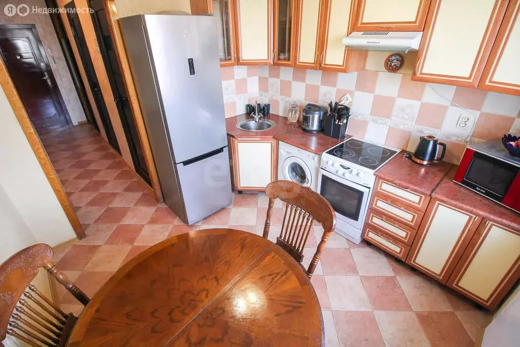 4-комнатная квартира: Барнаул, Лазурная улица, 22 (85.4 м) - Фото 1