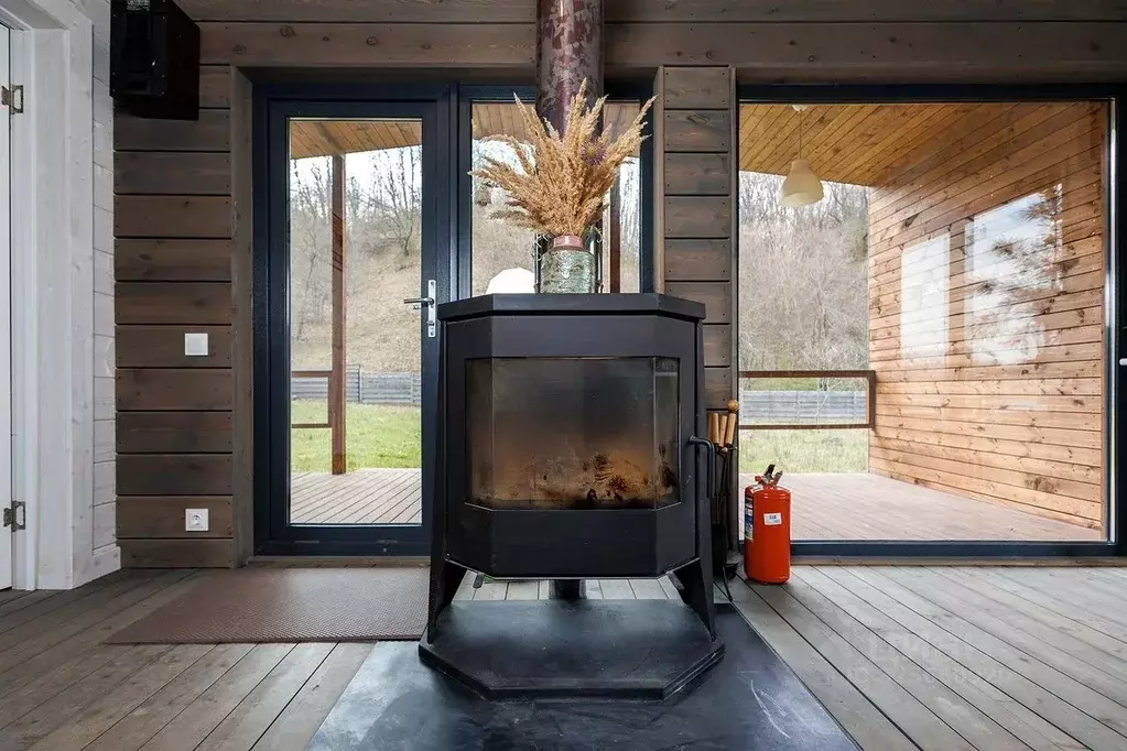 Дом в Воронежская область, Рамонский район, Карачунское с/пос, с. ... - Фото 1