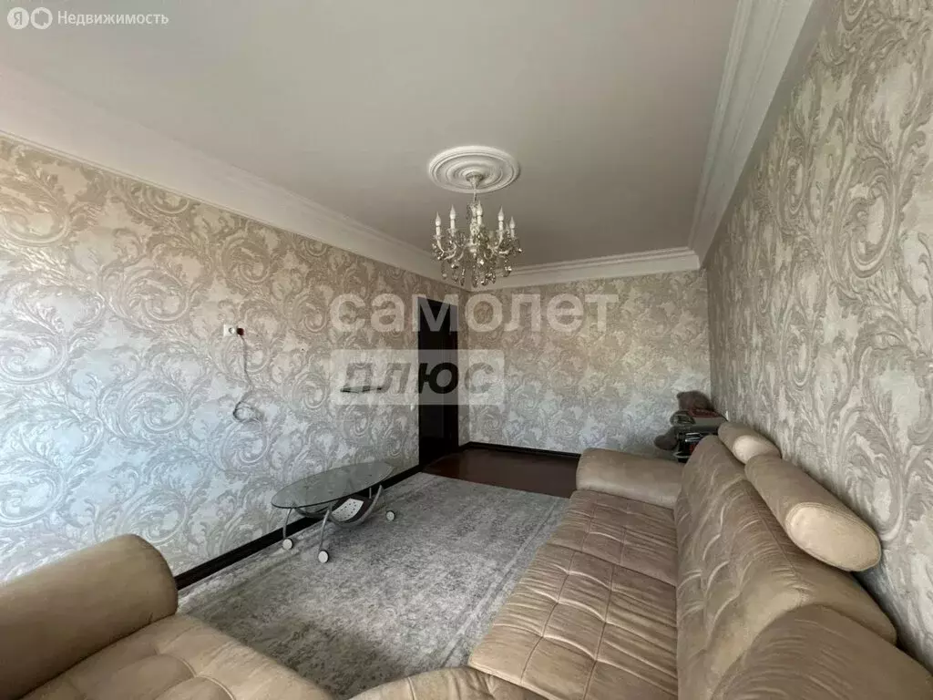 2-комнатная квартира: Махачкала, улица Магомедтагирова, 184 (49 м) - Фото 0
